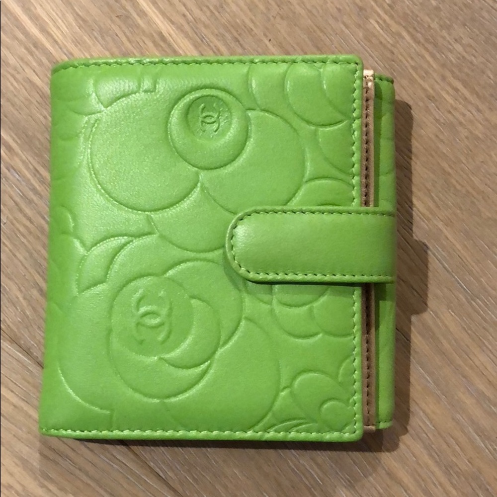 Chanel wallet